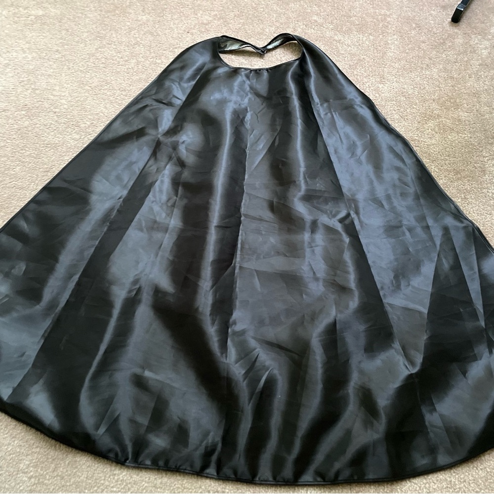 Silver Batman Cape - O/S - Picture 7 of 7
